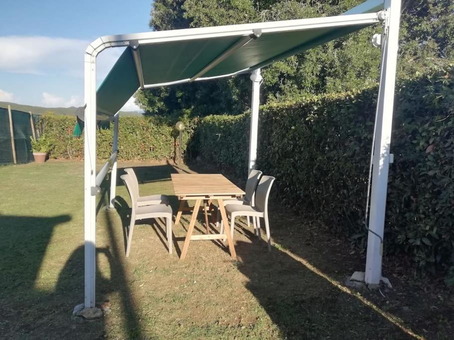 Villetta A Schiera Nei Pressi Del Mare 리보르노 외부 사진