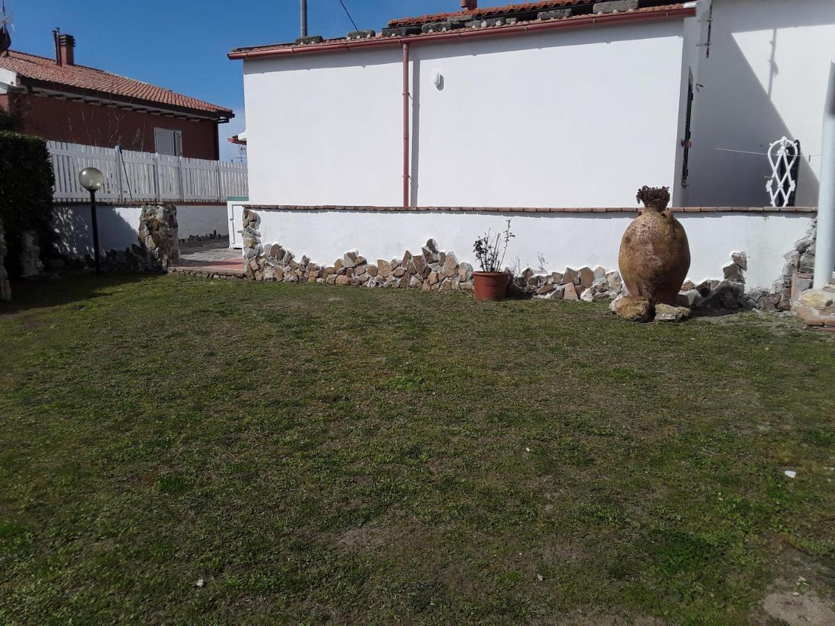 Villetta A Schiera Nei Pressi Del Mare 리보르노 외부 사진